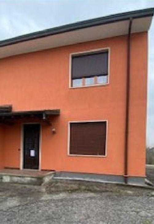 Trilocale in vendita a Roncello