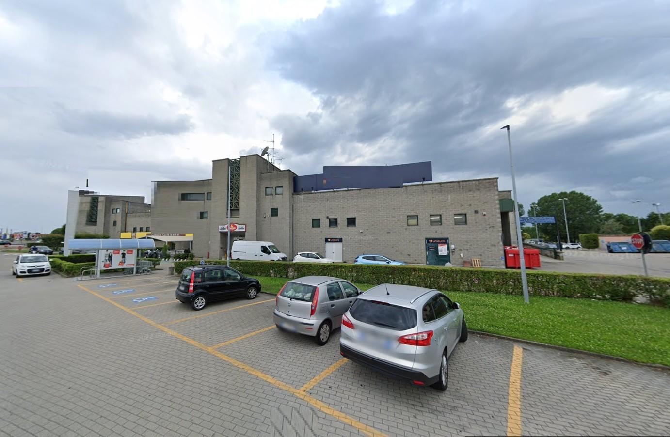 Negozio in vendita a San Martino Siccomario