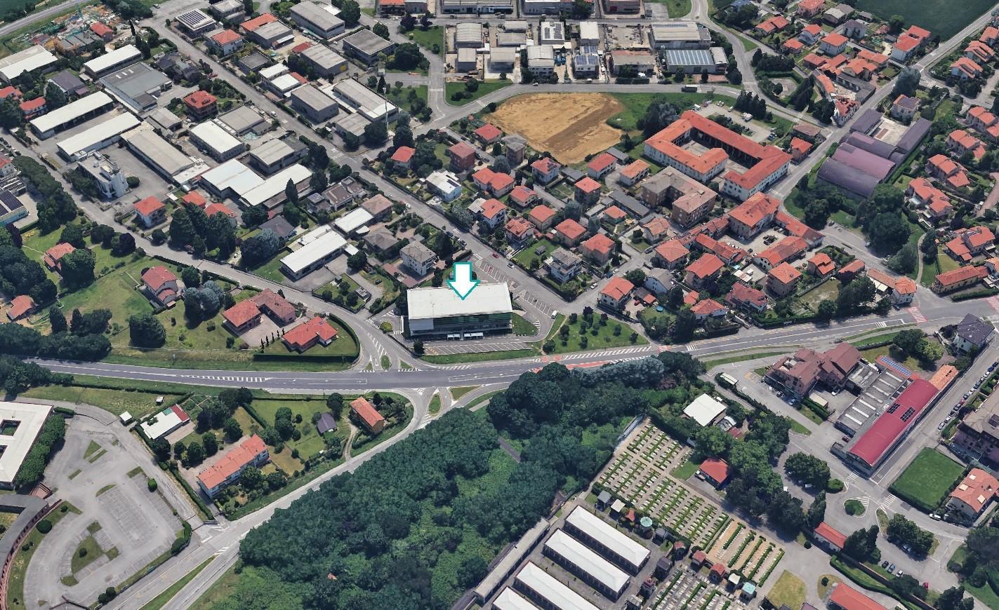 Box/Garage 13mq in vendita a Vimercate