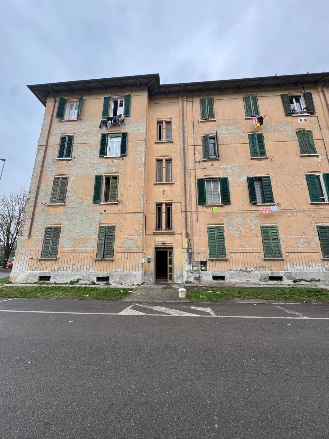Trilocale da ristrutturare a Cesano Maderno