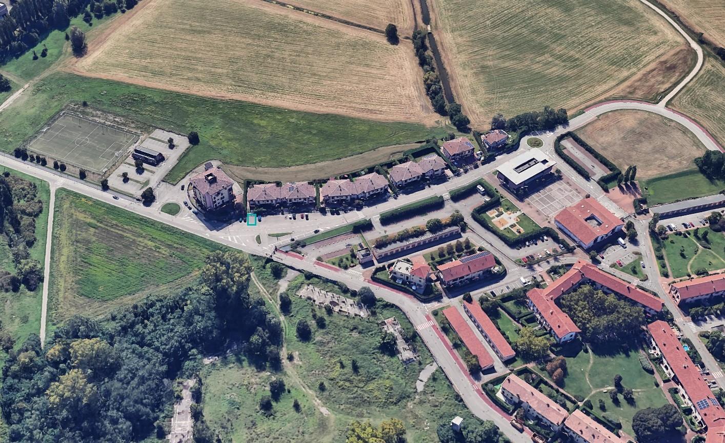 Box/Garage 25mq in vendita a Lacchiarella