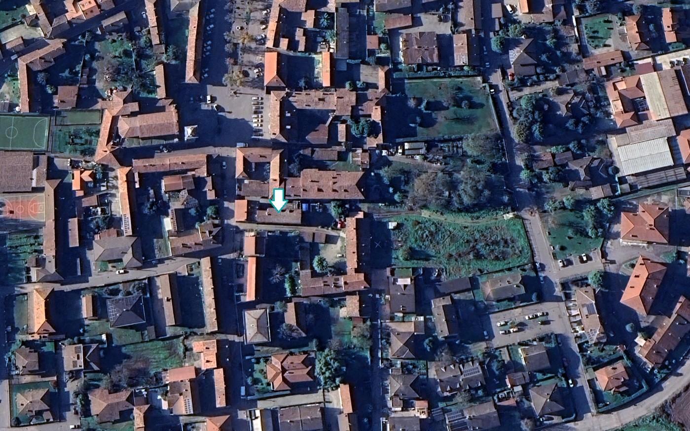 Quadrilocale da ristrutturare a Bascap