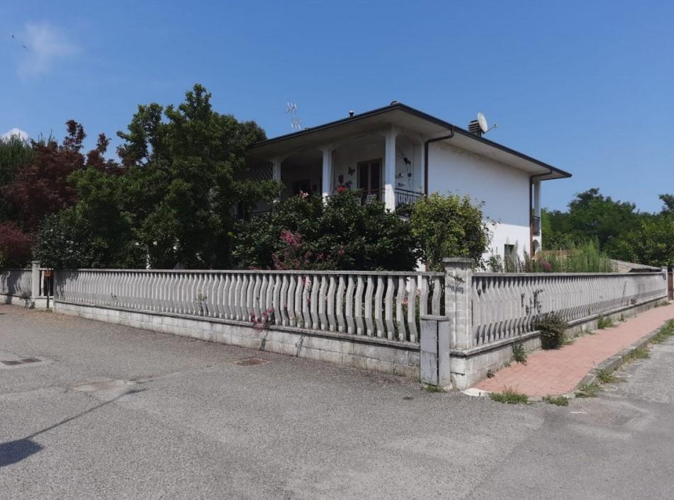 Quadrilocale in vendita a San Cipriano Po