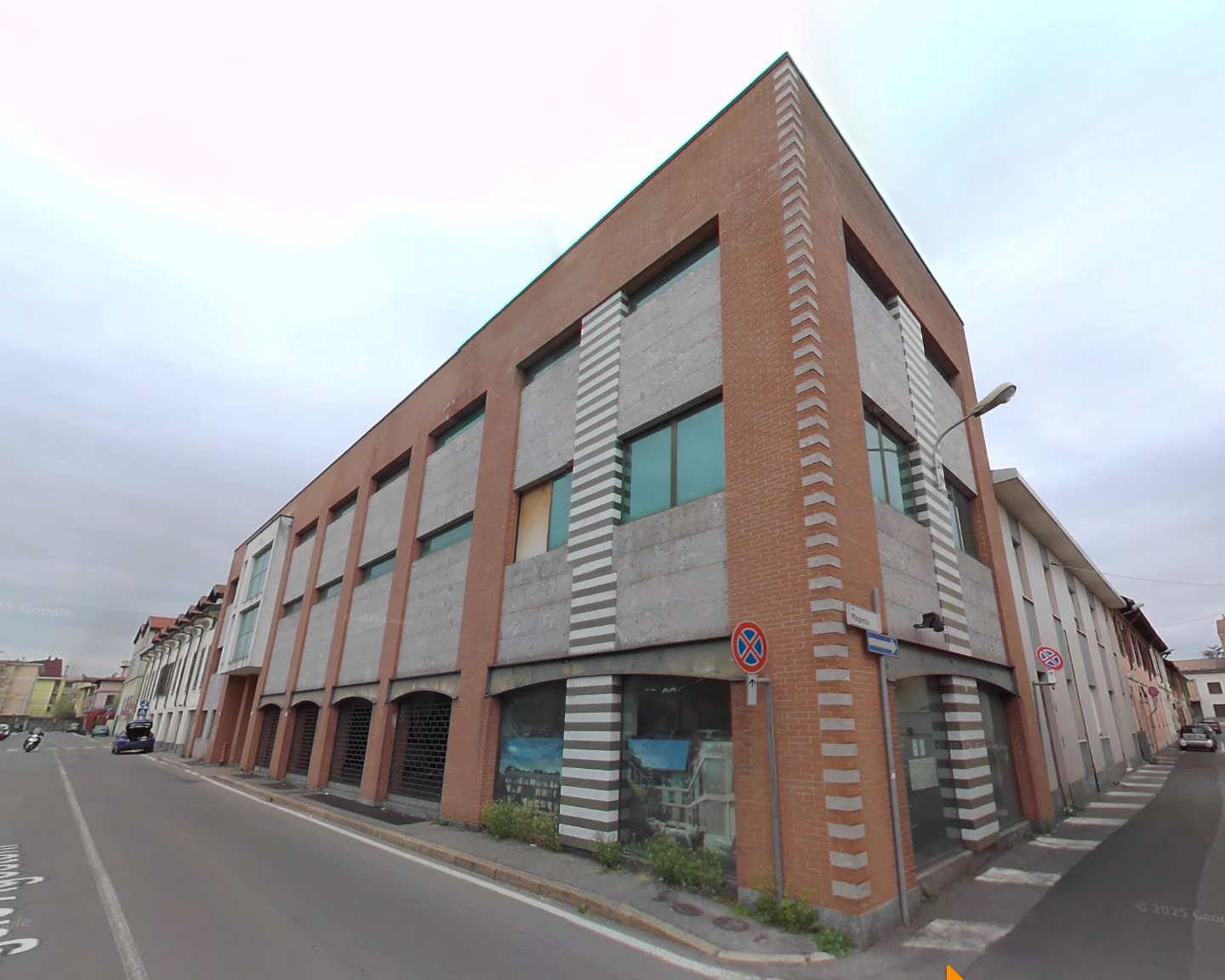 Stabile/Palazzo in vendita a Lissone