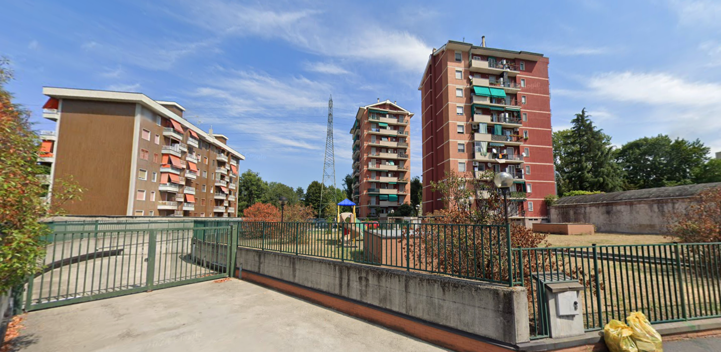Box/Garage 13mq in vendita a Cologno Monzese