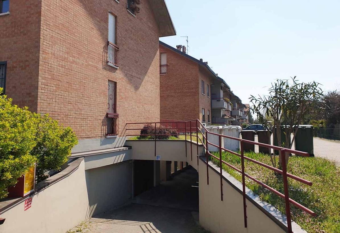 Box/Garage 14mq in vendita a Bollate