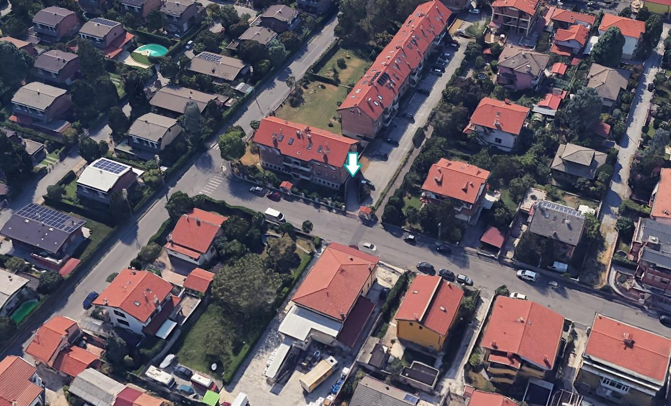 Box/Garage 14mq in vendita a Bollate