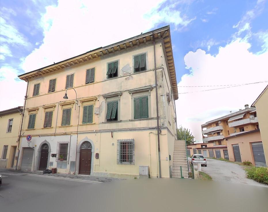 appartamento in vendita a Pisa in zona Oratoio
