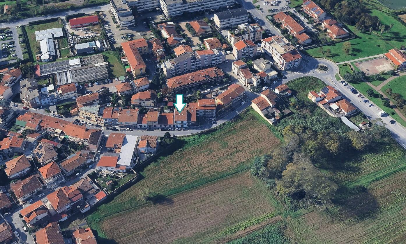 Laboratorio da ristrutturare a Viareggio