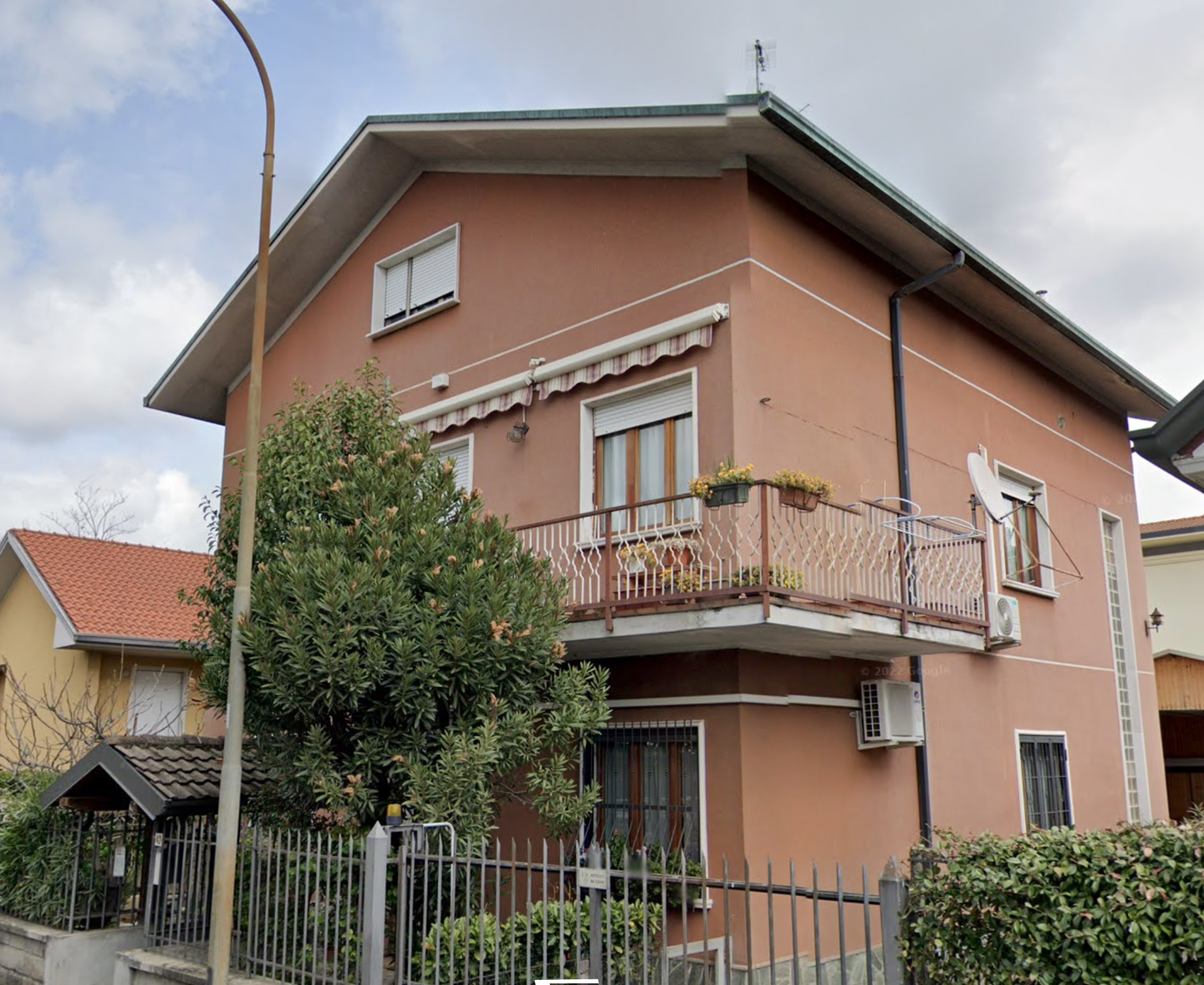 Trilocale in vendita a Desio