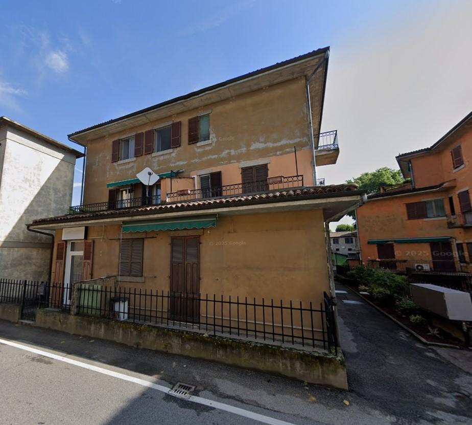 Locale commerciale in vendita a Lomello