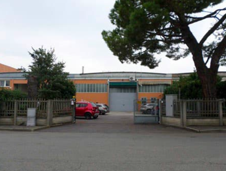 Capannone in vendita a Ronco Briantino