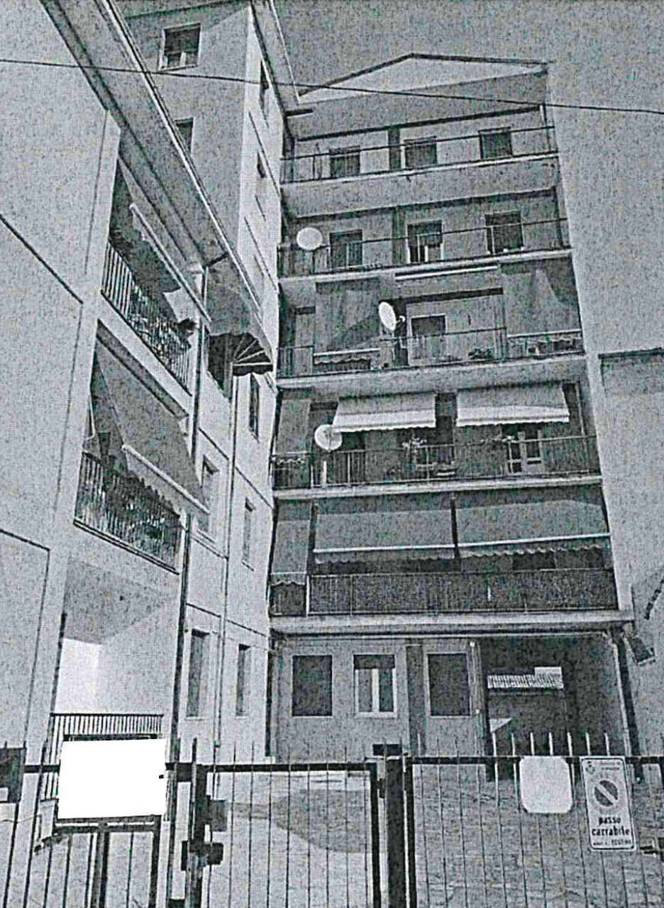 Appartamento in vendita a Voghera