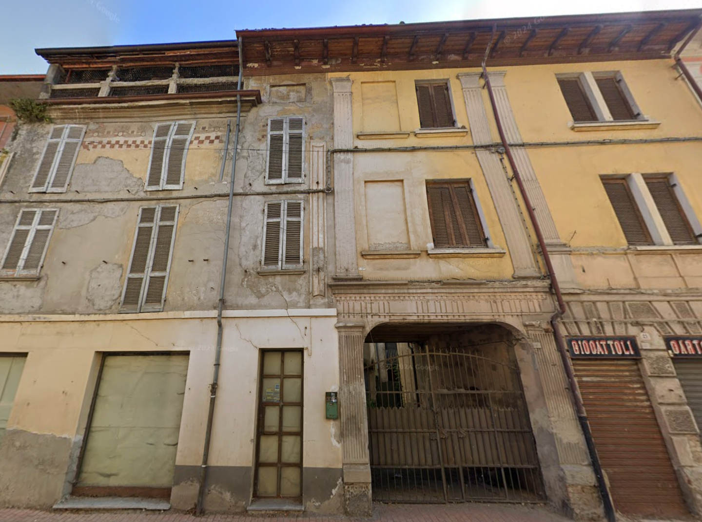 Quadrilocale in vendita a Godiasco