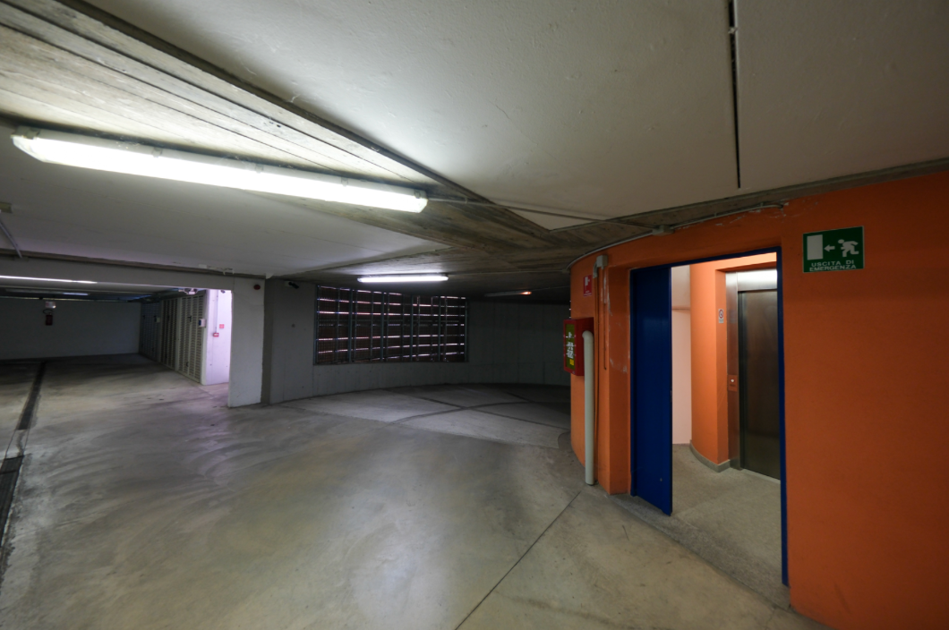 Box/Garage 47mq in vendita a Milano