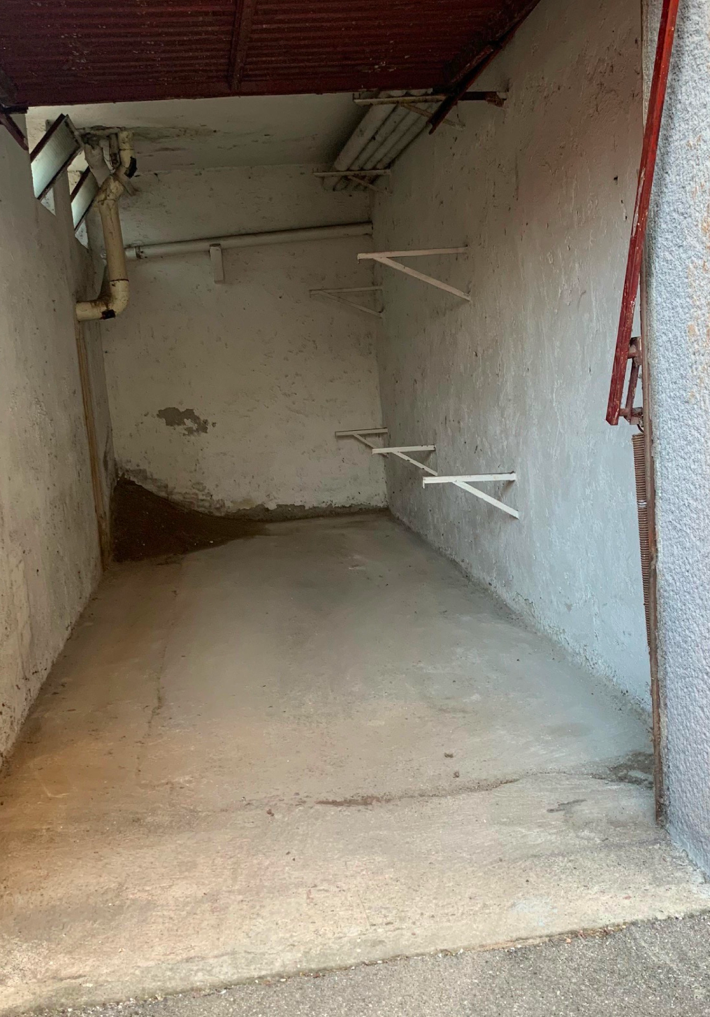 Box/Garage 13mq in vendita a Baranzate