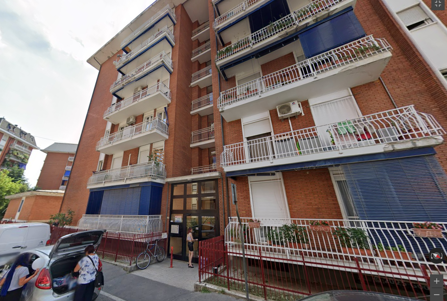 Box/Garage 13mq in vendita a Baranzate