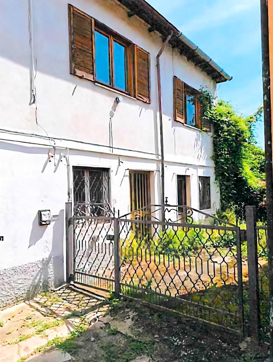 Appartamento in vendita a Rea