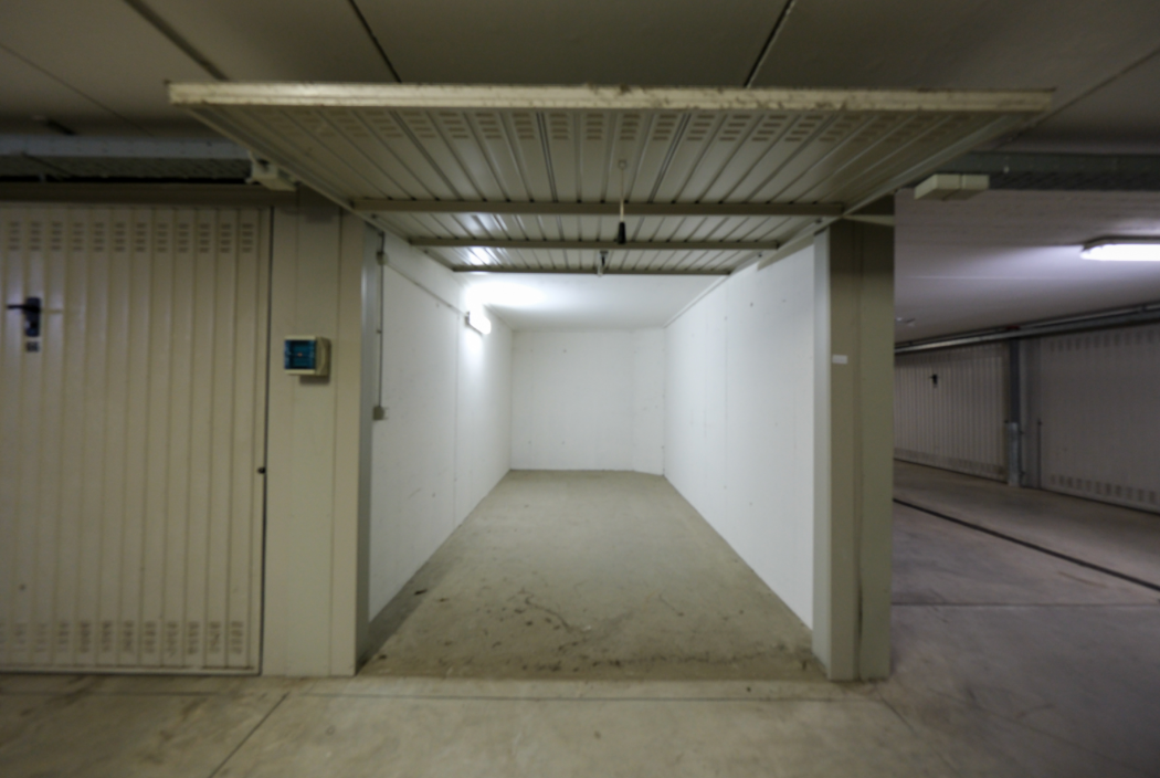 Box/Garage 15mq in vendita a Milano