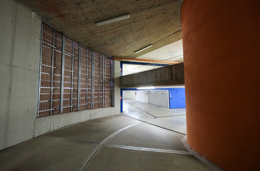 Box/Garage 15mq in vendita a Milano