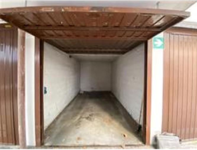 Box/Garage 14mq in vendita a Cologno Monzese