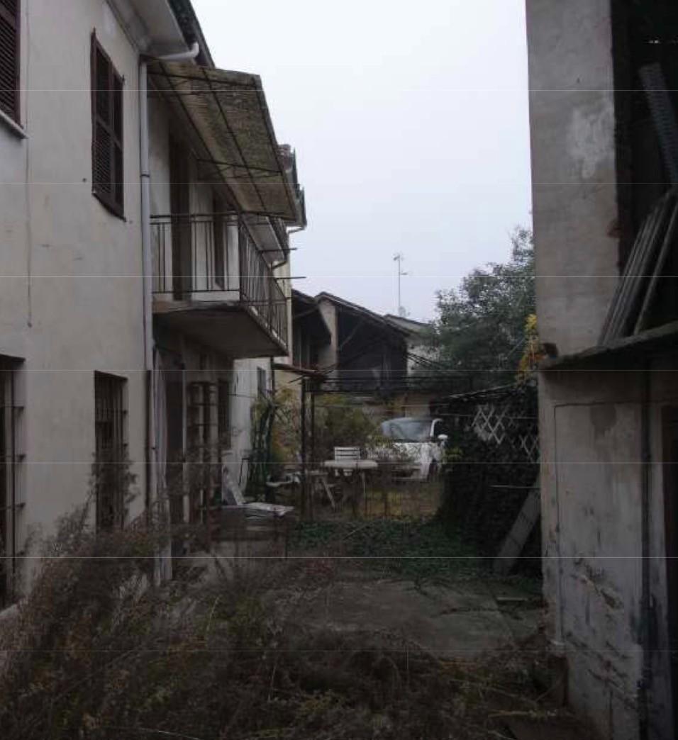 Casa indipendente in vendita a Dorno