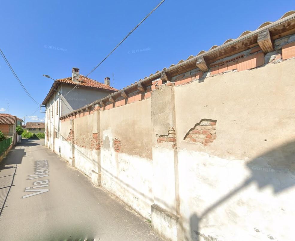 Quadrilocale da ristrutturare a Suardi