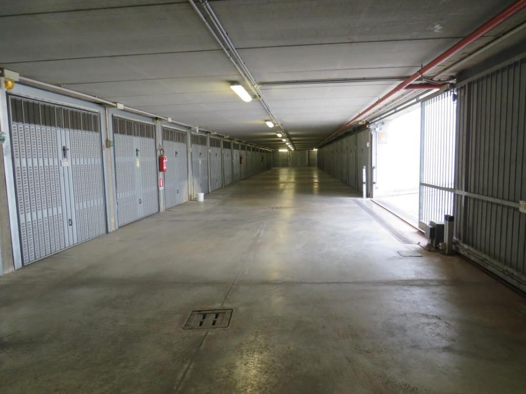 Box/Garage 14mq in vendita a Milano