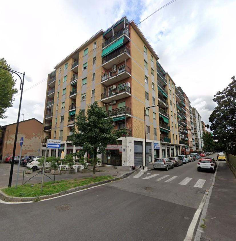 Trilocale da ristrutturare a Cinisello Balsamo