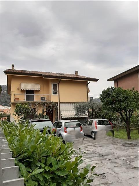Quadrilocale in vendita a Massa