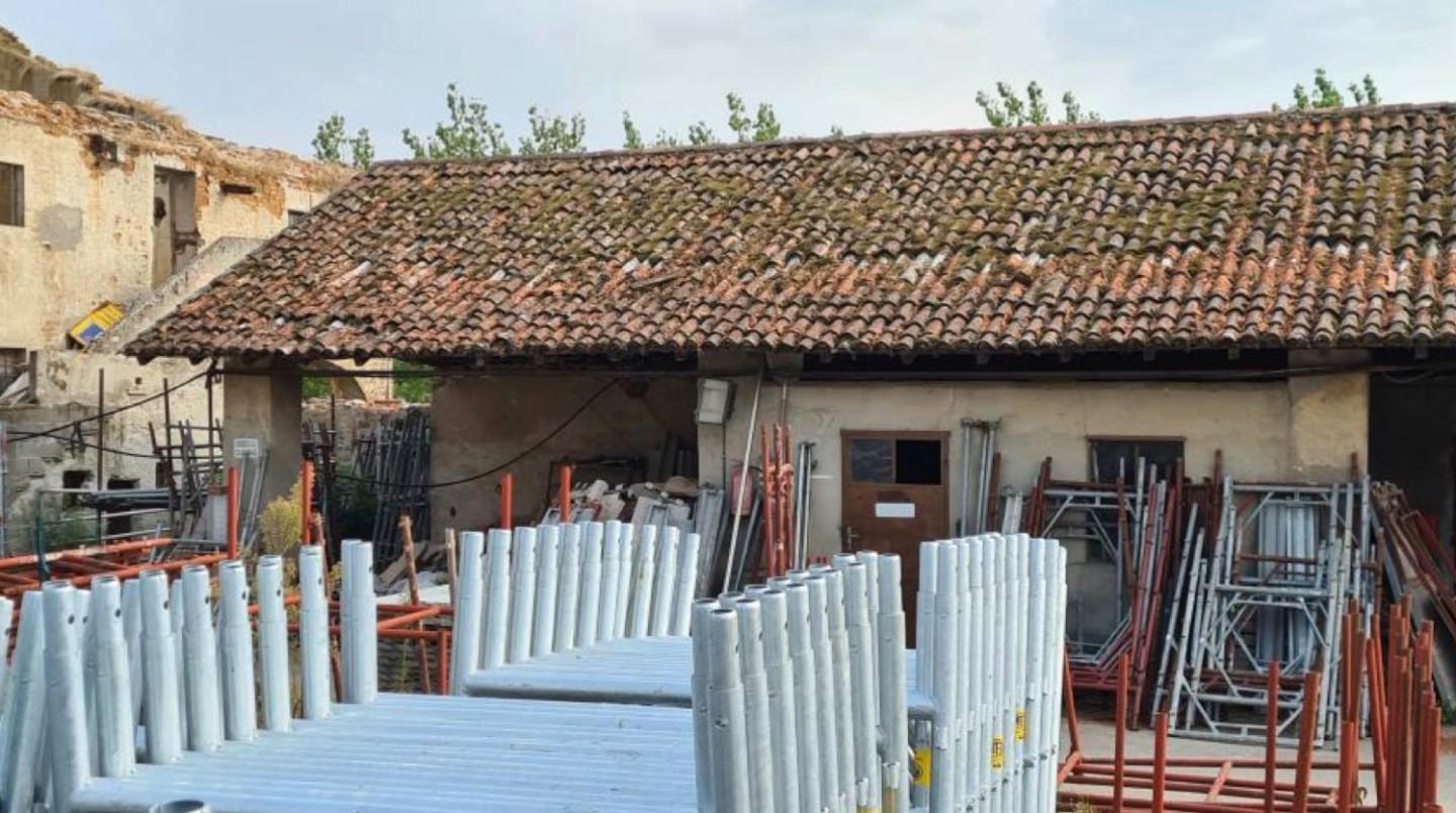 Casa vacanza Bilocale in vendita a Torre d'Isola