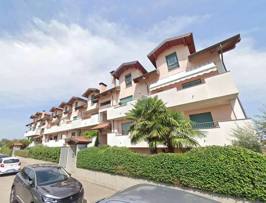 Quadrilocale in vendita a Bareggio