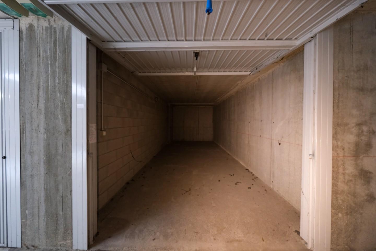 Box/Garage 22mq in vendita a Liscate