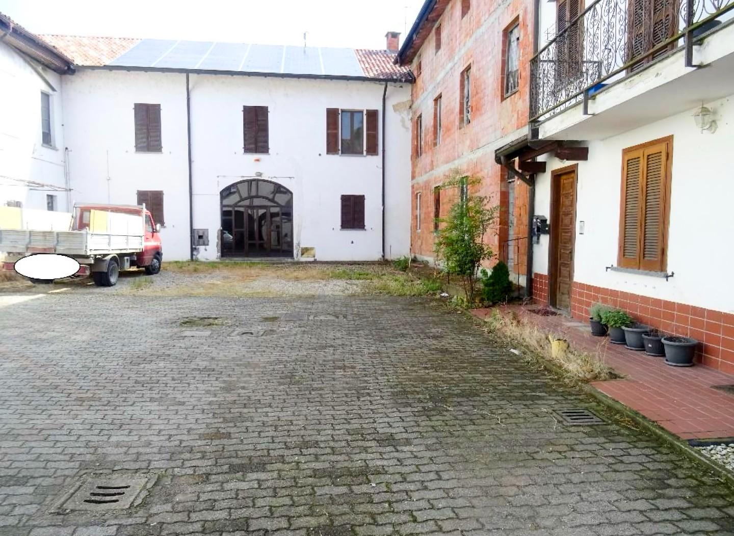 Appartamento da ristrutturare a Ottobiano