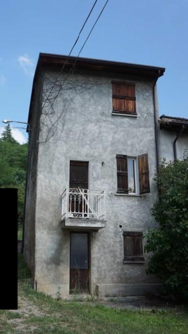 Trilocale in vendita a Rocca Susella