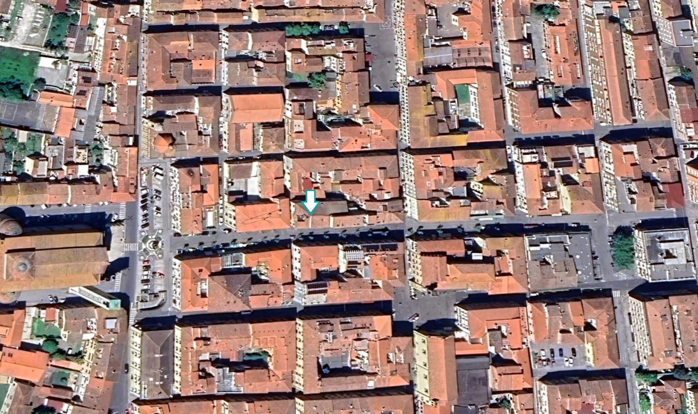 Locale commerciale in vendita a Pontedera