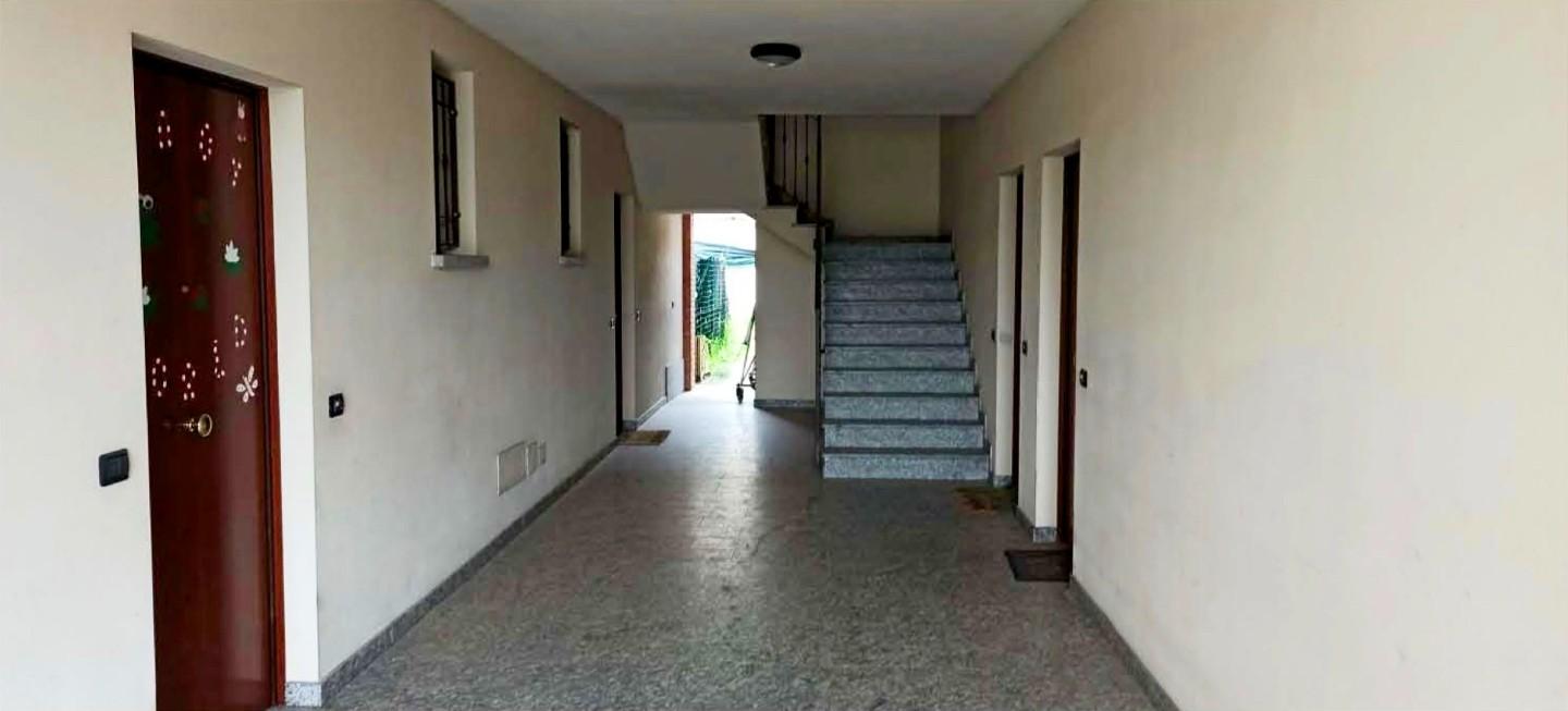 Ufficio in vendita a Torre d'Isola