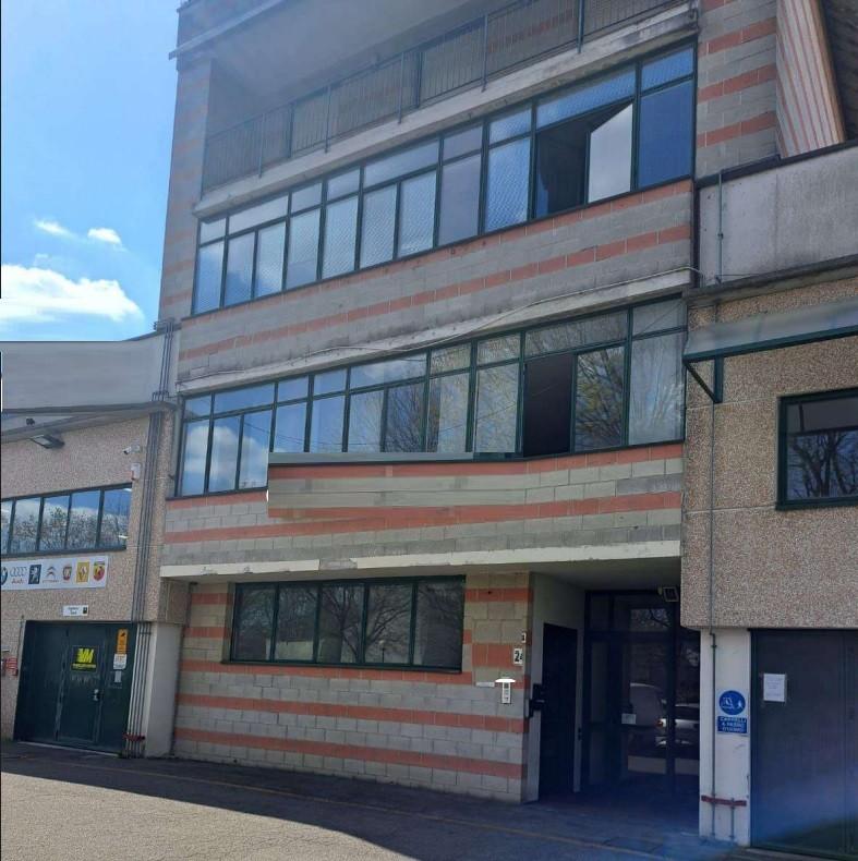 Ufficio in vendita a Vimercate