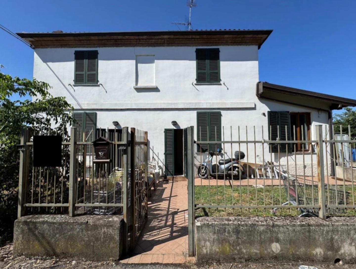 Appartamento con giardino a Voghera