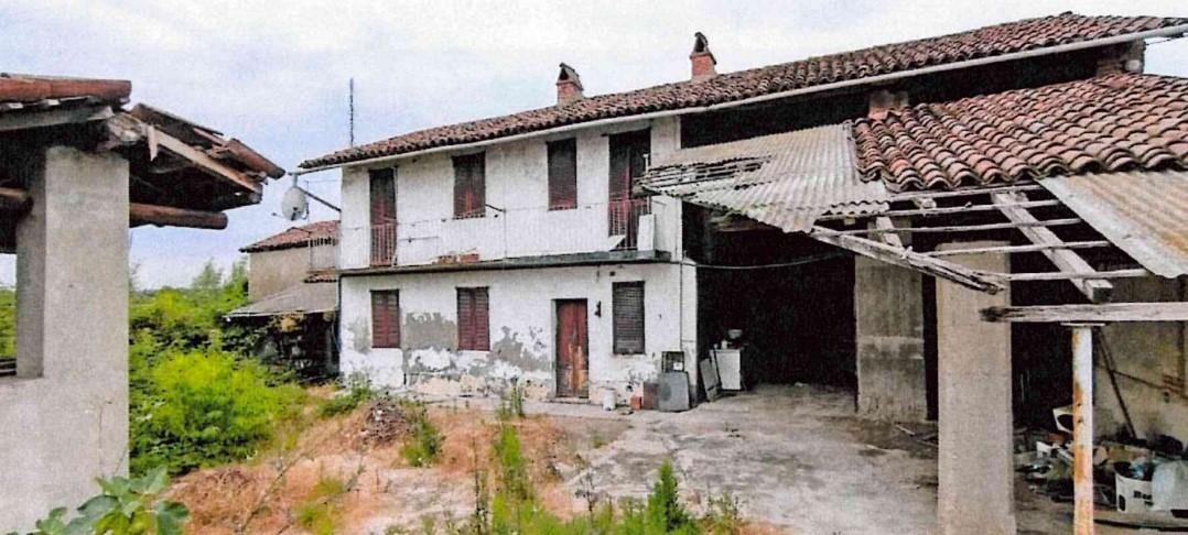 Quadrilocale da ristrutturare a Palestro