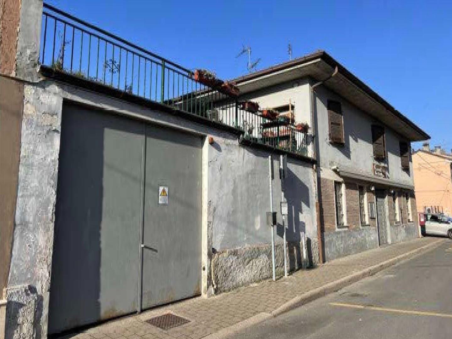 Negozio in vendita a Chignolo Po