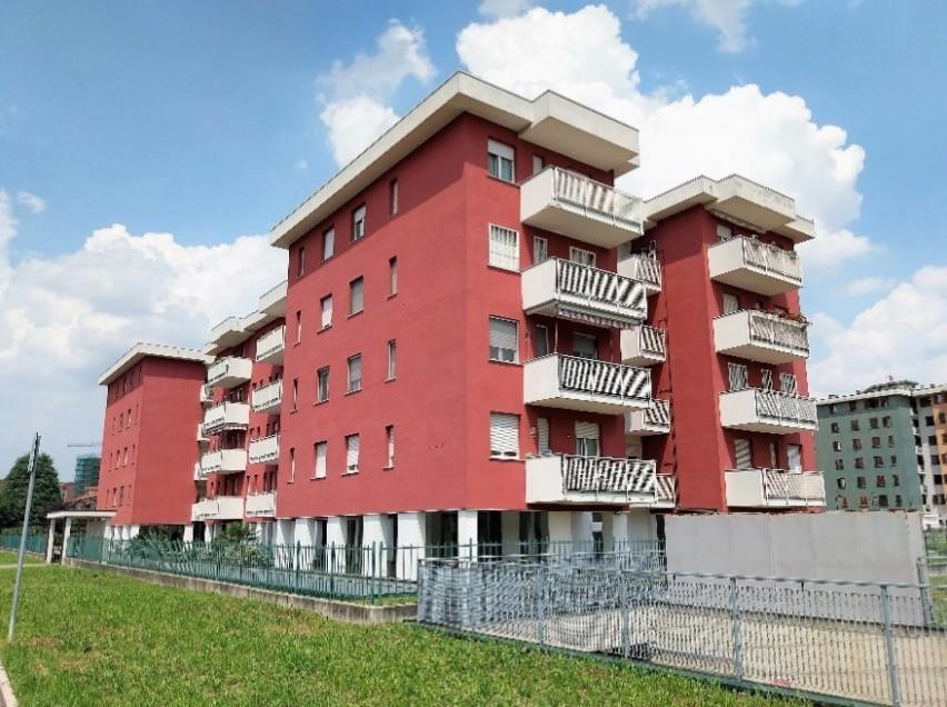 Box/Garage 24mq in vendita a Garbagnate Milanese