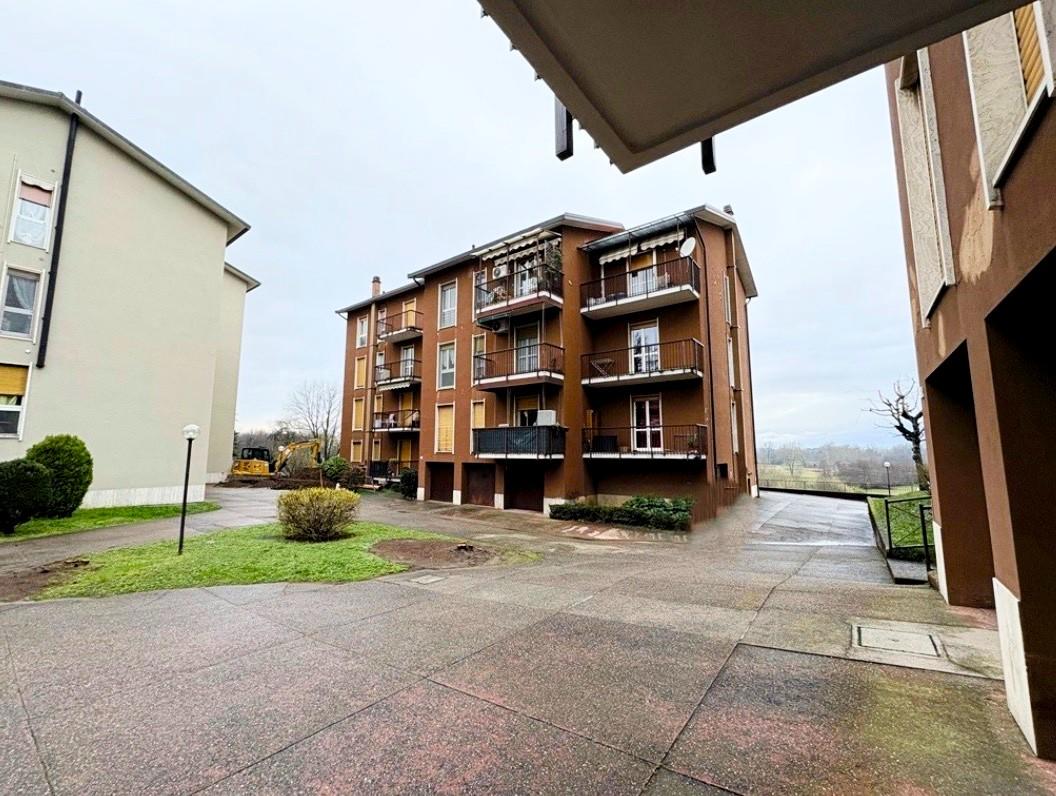 Appartamento in vendita a Besana in Brianza