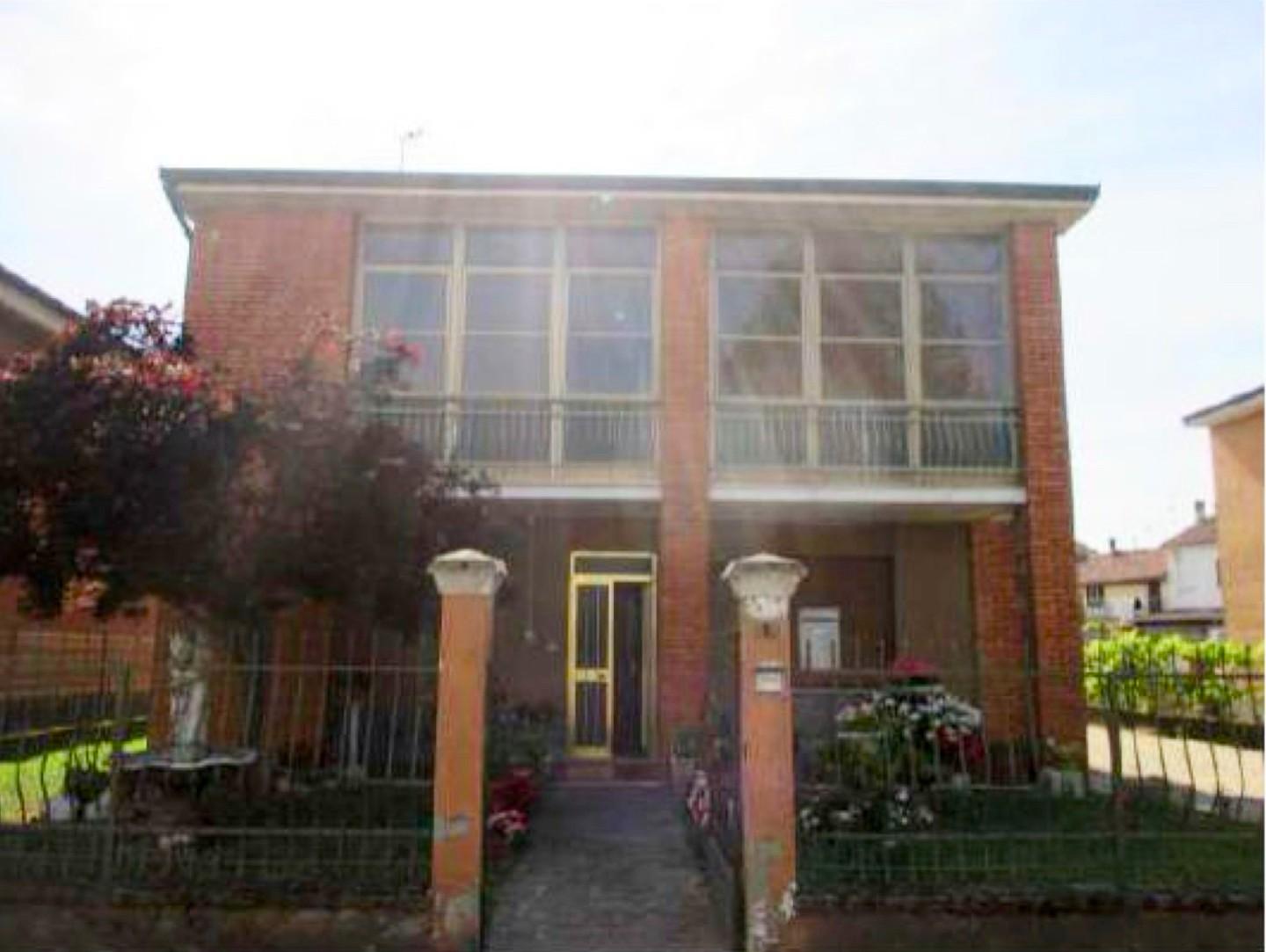 Villa in vendita a Pieve del Cairo