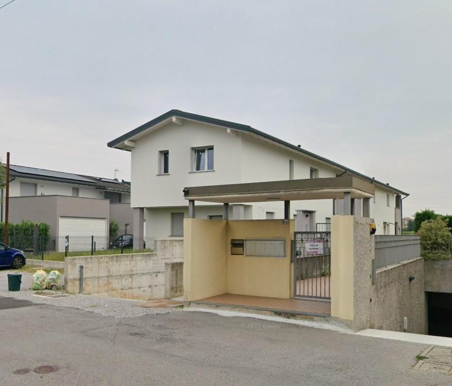 Box/Garage 29mq in vendita a Sulbiate