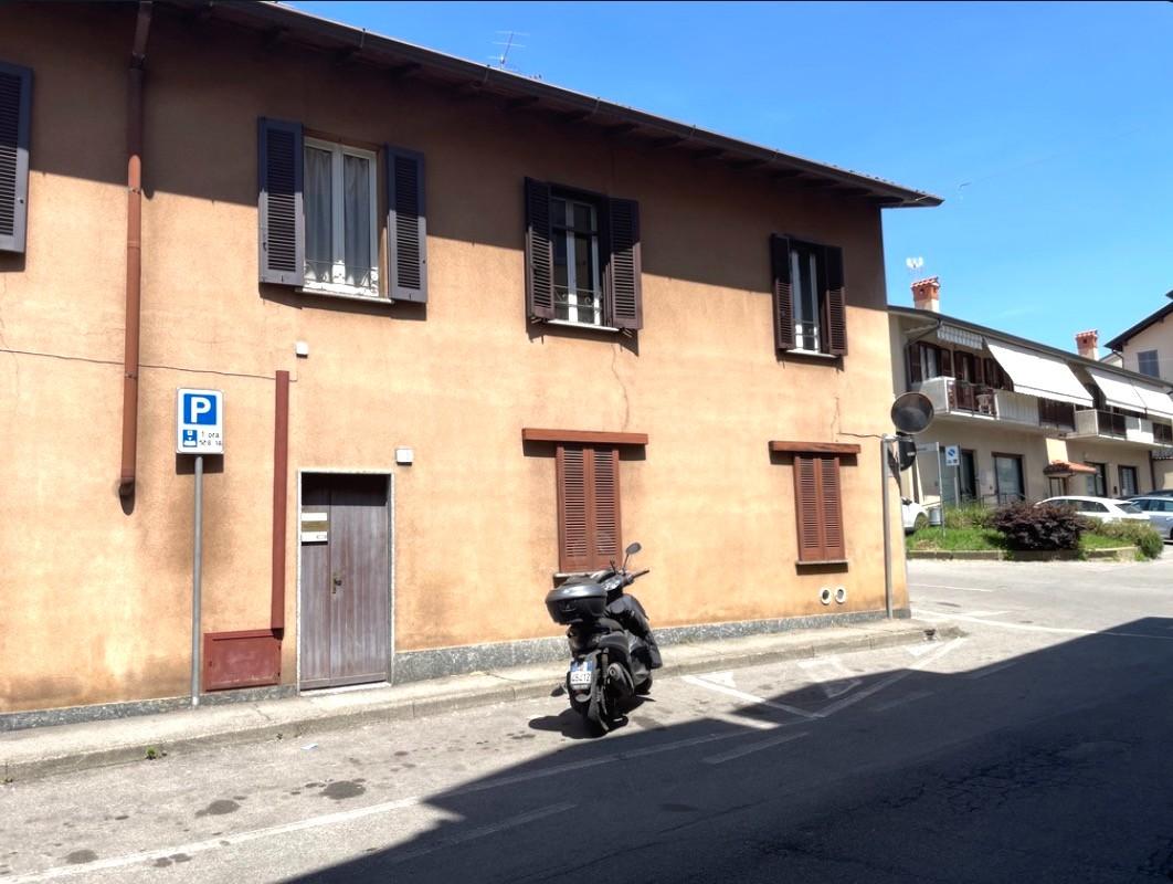 Ufficio in vendita a Besana in Brianza