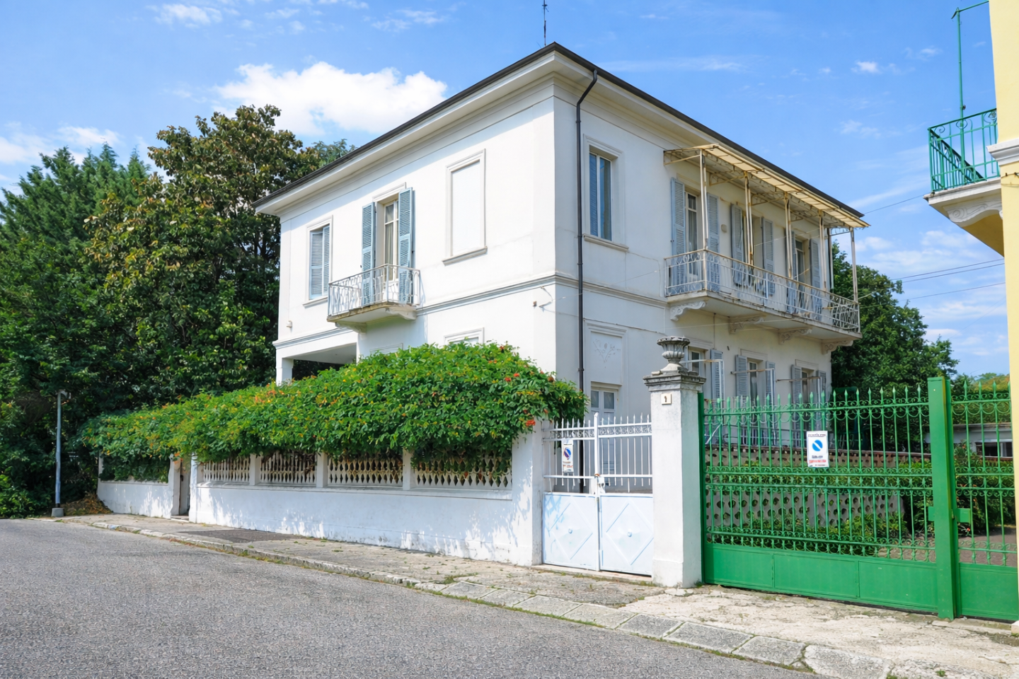 Villa con giardino a Alessandria