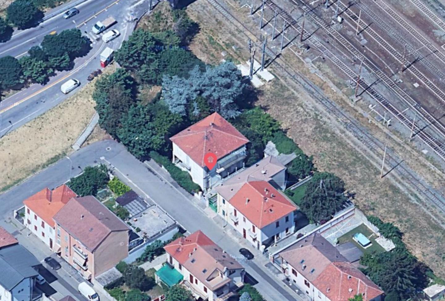 Villa con giardino a Alessandria