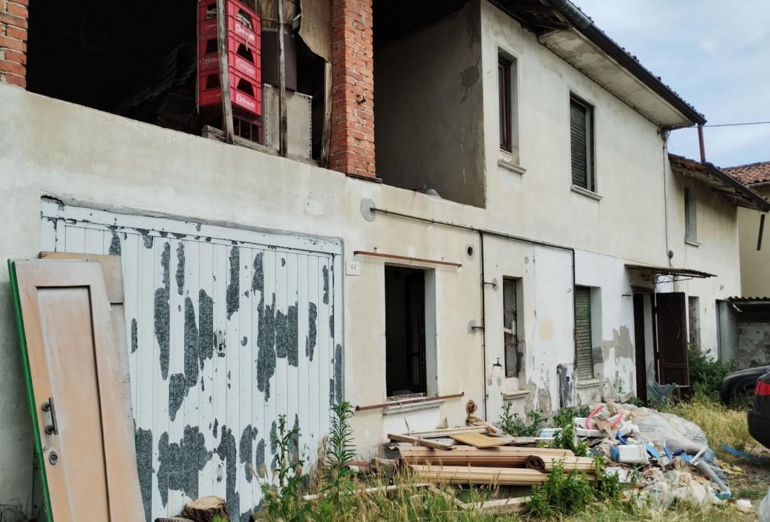 Appartamento da ristrutturare a Ferrera Erbognone