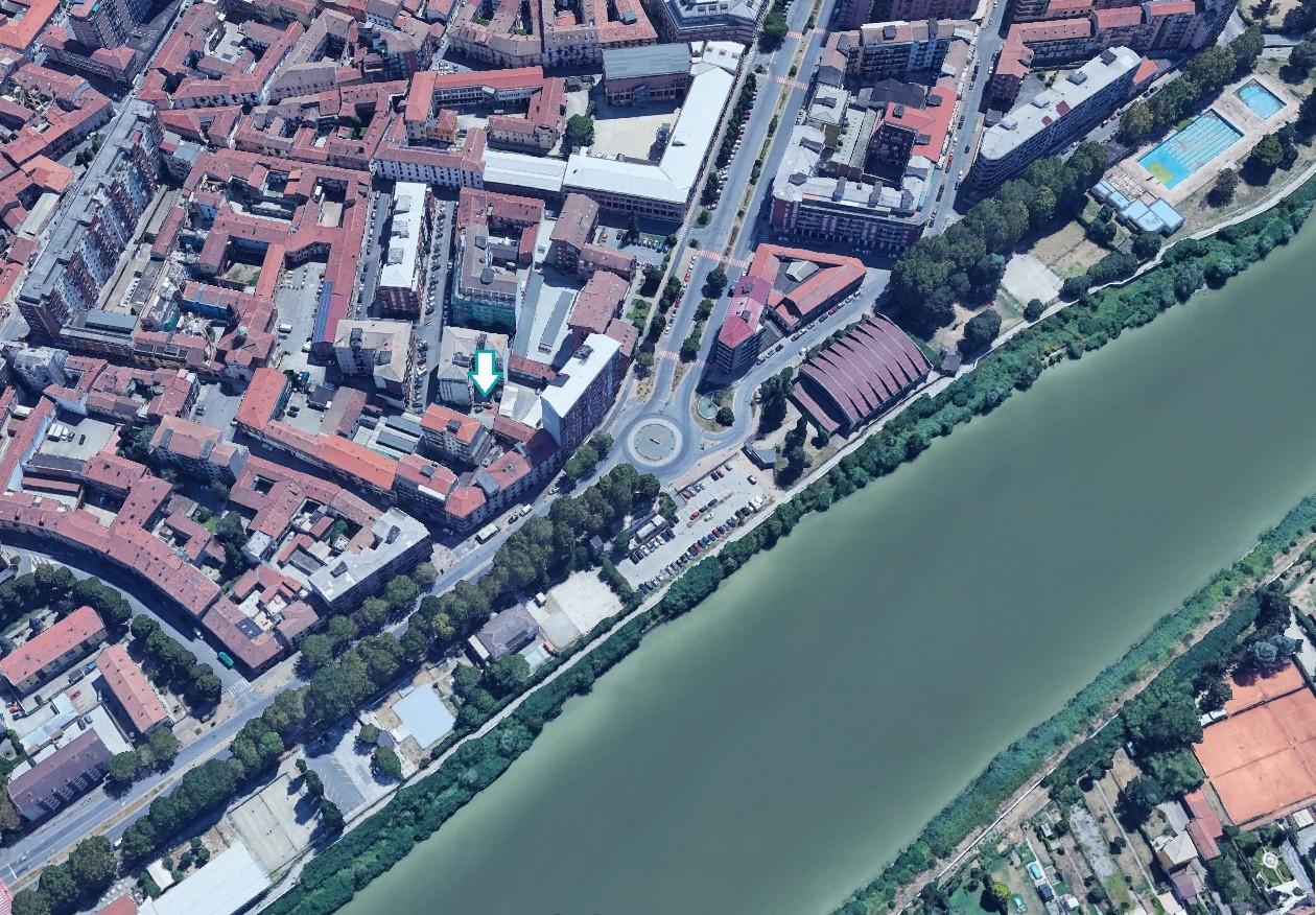 Box/Garage 235mq in vendita a Alessandria